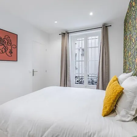 Appartement Nid Douillet Pour Deux Cœur Du 19e Arrondissement Paris
