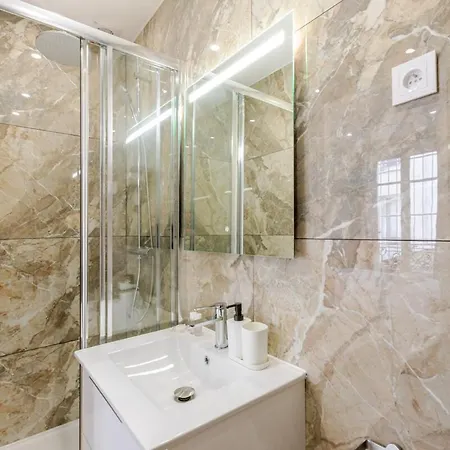 Appartement Nid Douillet Pour Deux Cœur Du 19e Arrondissement *