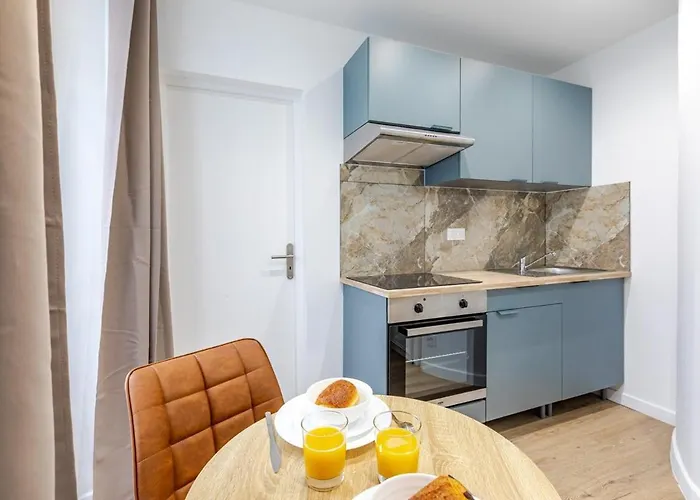 Apartament Nid Douillet Pour Deux Coeur Du 19e Arrondissement Paryż