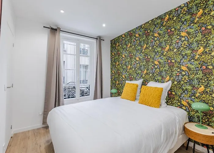 Nid Douillet Pour Deux Coeur Du 19e Arrondissement Apartament