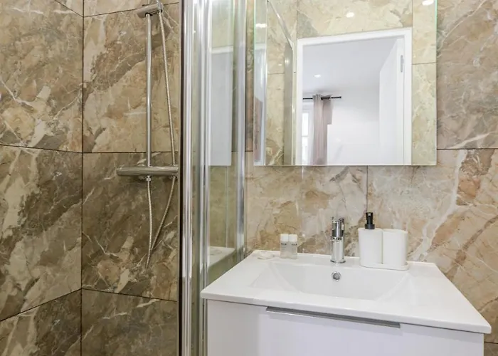 Apartament Nid Douillet Pour Deux Coeur Du 19e Arrondissement Paryż